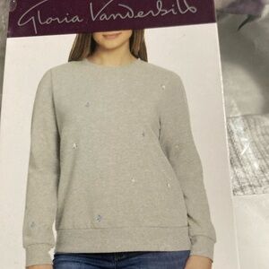 woman’s gloria vanderbilt grew neck